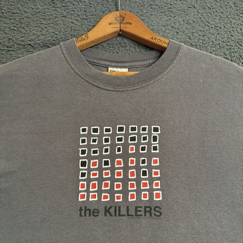 The Killers Band Tee Pixel Square Logo Gray Indie Punk Distressed Y2K Mens Small